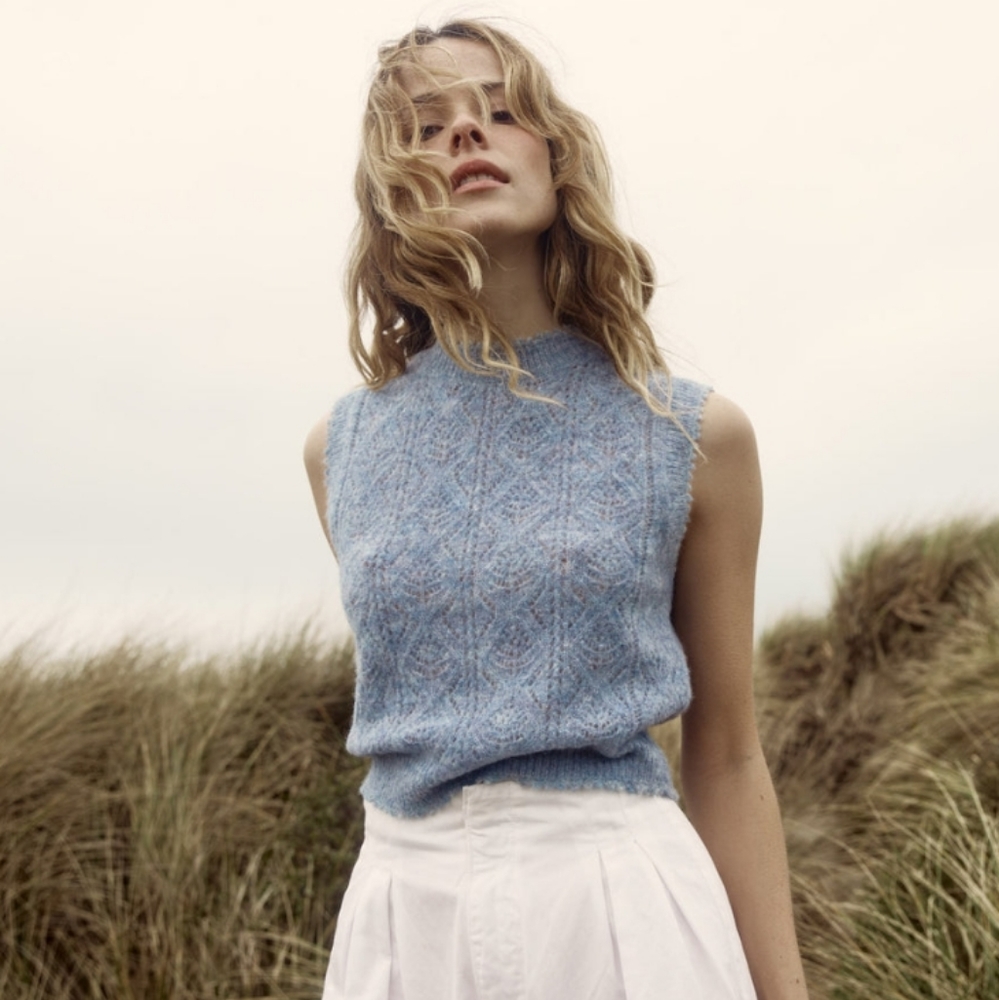 ADIANA VEST